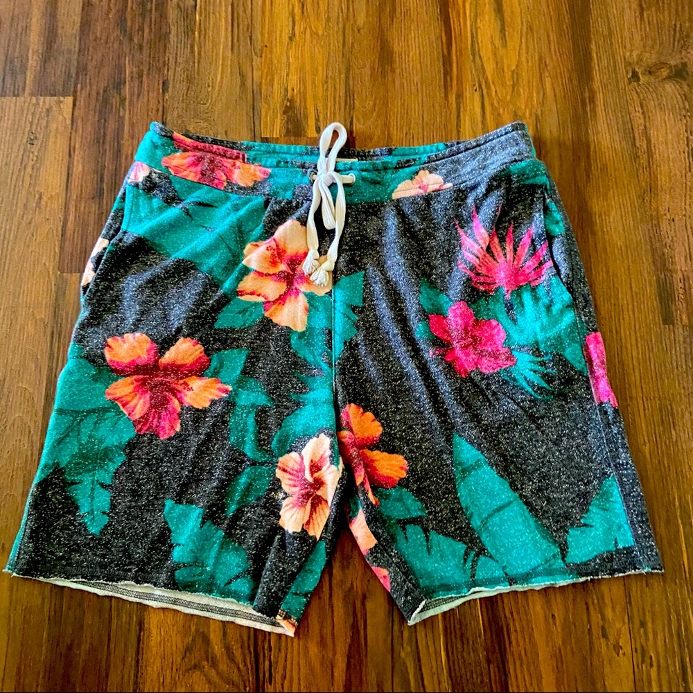 Mens Floral Drawstring Sweatshorts